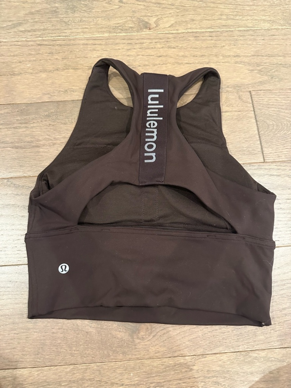 lululemon athletica Everlux logo elastic shelf tank size 6 - Picture 3 of 5
